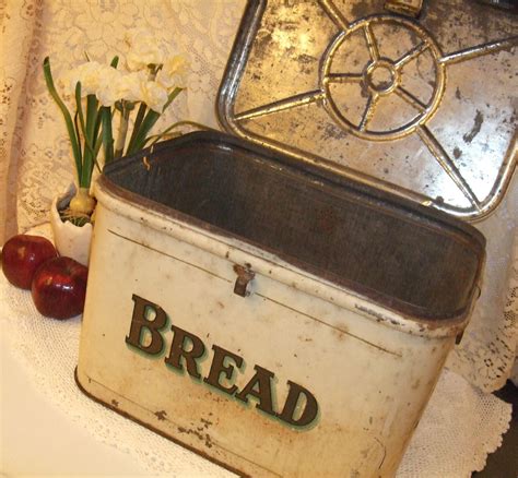 vintage metal bread boxes value